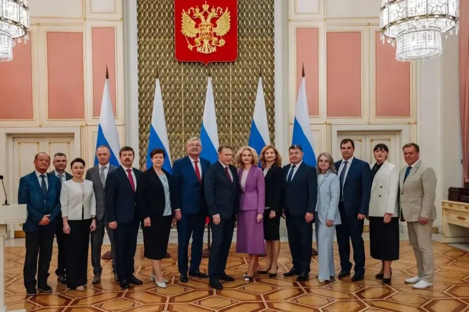 Владислав Шапша: Калужские офтальмологи в числе семи лучших медицинских коллективов страны!