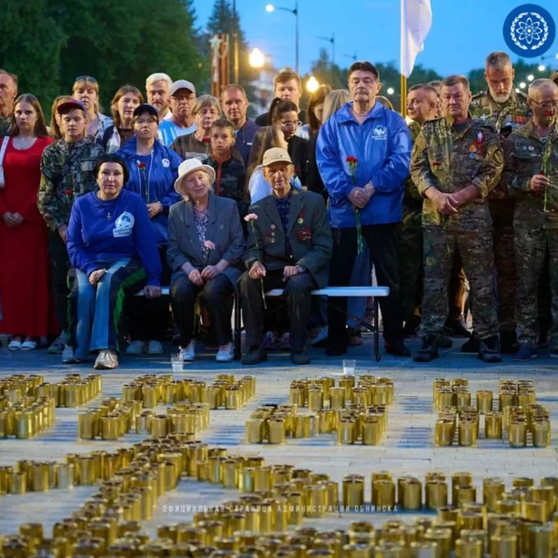 Обнинск помнит. Накануне скорбной даты жители Обнинска присоединились к акции «Свеча памяти» Обнинск помнит. Накануне скорбной даты жители Обнинска присоединились к акции «Свеча памяти»