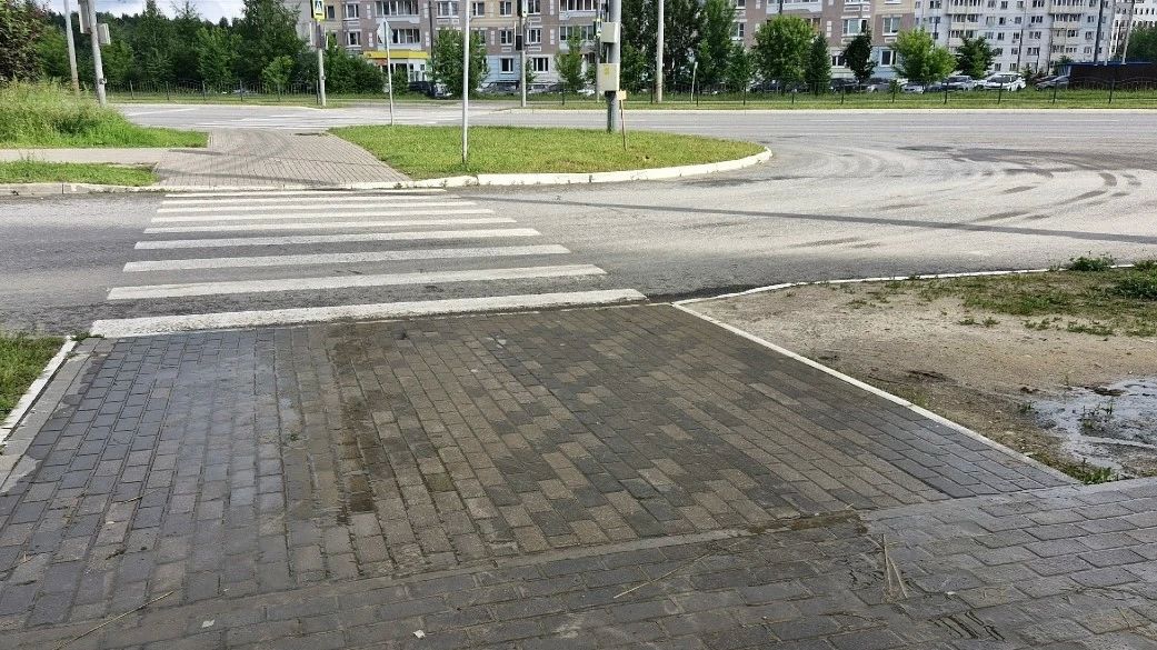 В Калуге будут выяснять, что течёт на улице 65 лет Победы