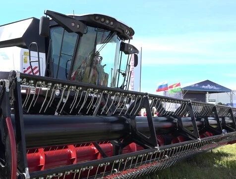 На Дне Калужского поля назвали лучших механизаторов области