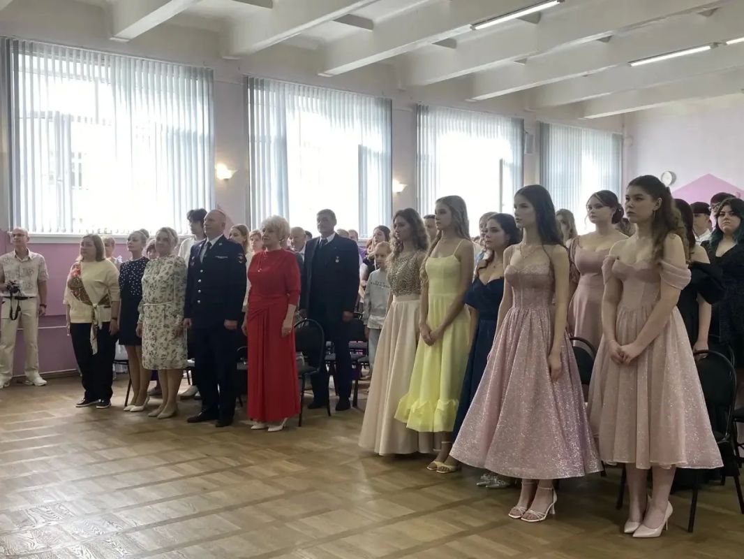 В Обнинске прошел выпускной кадетских классов правоохранительной направленности В Обнинске прошел выпускной кадетских классов правоохранительной направленности