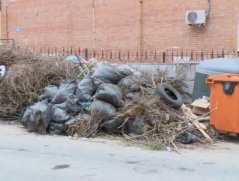 Более 75 грузовиков мусора вывезли со свалок в Калуге за неделю