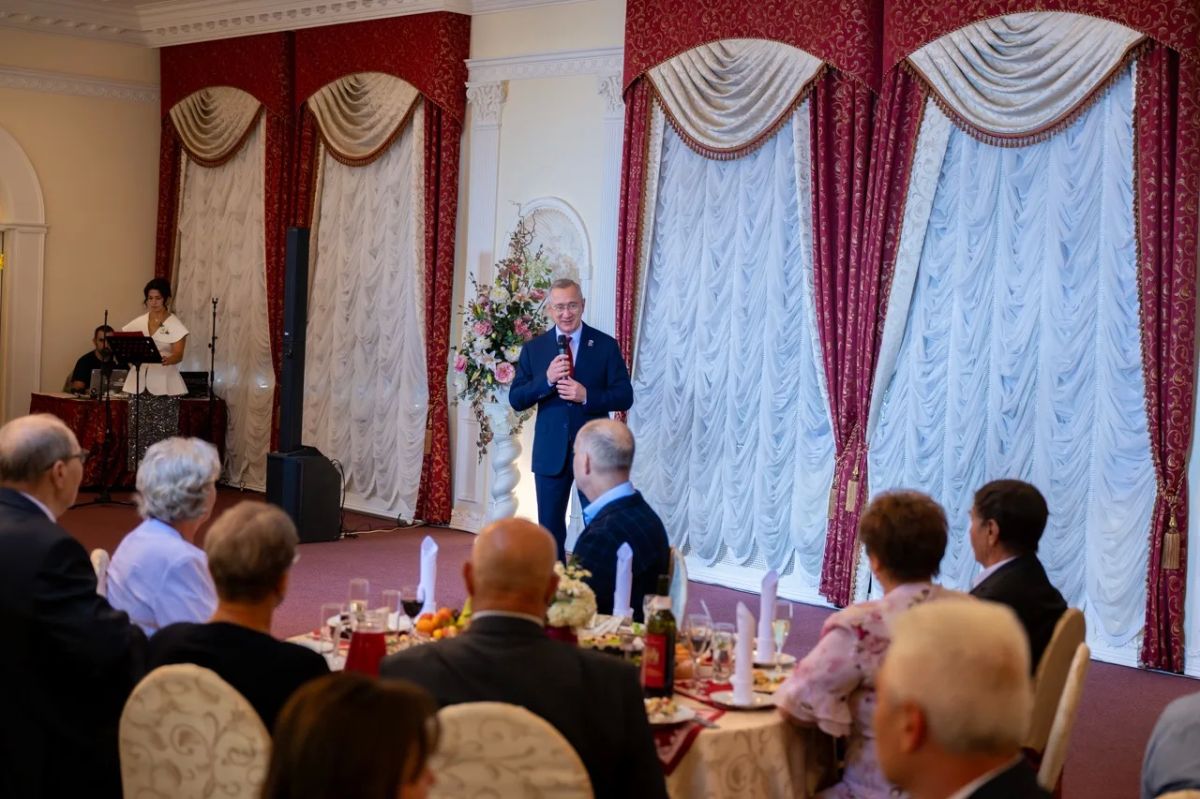 Владислав Шапша: Теплая, душевная встреча. Атмосфера любви и заботы Владислав Шапша: Теплая, душевная встреча. Атмосфера любви и заботы