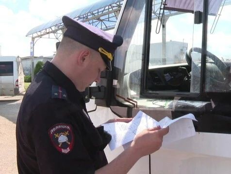 ГАИ начала традиционную проверку автобусов в Калуге