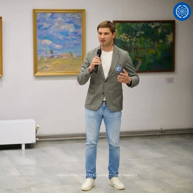 В Обнинске открылась выставка русских художников В Обнинске открылась выставка русских художников