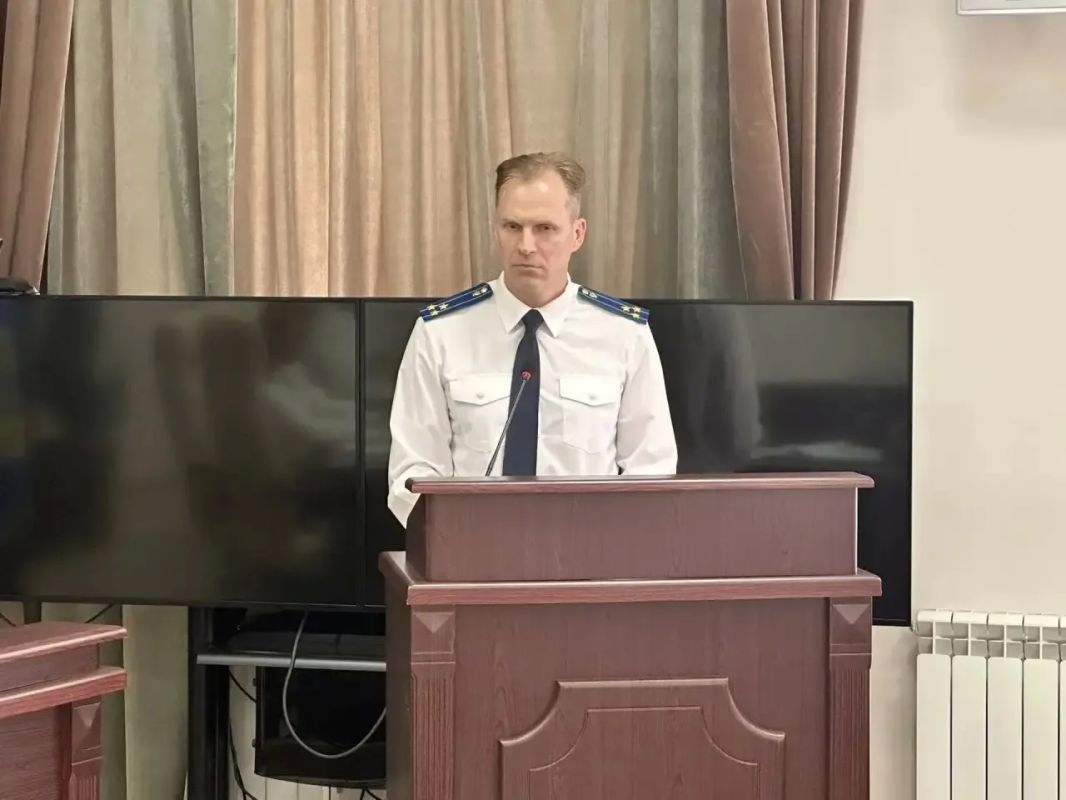 Под председательством прокурора Калужской области Константина Жилякова состоялось заседание коллегии по итогам работы за 1 полугодие 2026 года Под председательством прокурора Калужской области Константина Жилякова состоялось заседание коллегии по итогам работы за 1 полугодие 2026 года