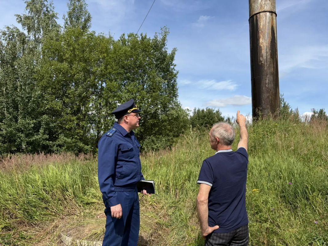 Людиновская городская прокуратура контролирует устранение коммунальной аварии в д. Войлово Людиновского муниципального округа