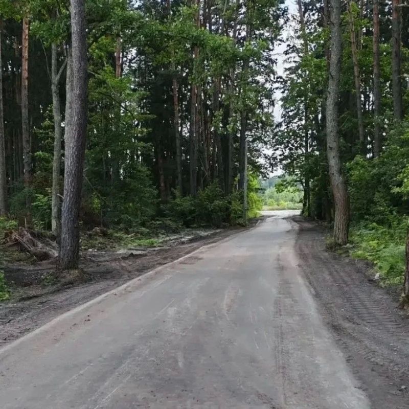 В июле был выполнен очередной этап дорожных работ сразу в нескольких сельских населенных пунктах: В июле был выполнен очередной этап дорожных работ сразу в нескольких сельских населенных пунктах:
