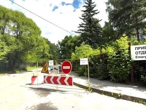 Расширить дорогу к калужскому онкодиспансеру планируют к лету 2027 года