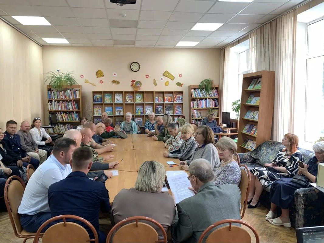 В Народном доме чествовали отряд волонтеров «Калуга 333» В Народном доме чествовали отряд волонтеров «Калуга 333»