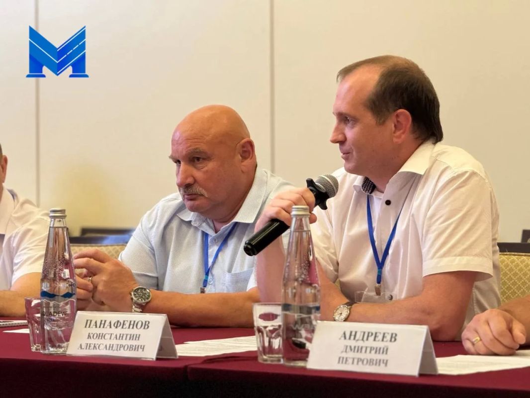 В Волгограде прошло отраслевое совещание, посвященное развитию дорожной сети в рамках нацпроекта «Инфраструктура для жизни»