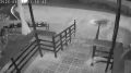 Водитель испортил новый газон в Тарусе