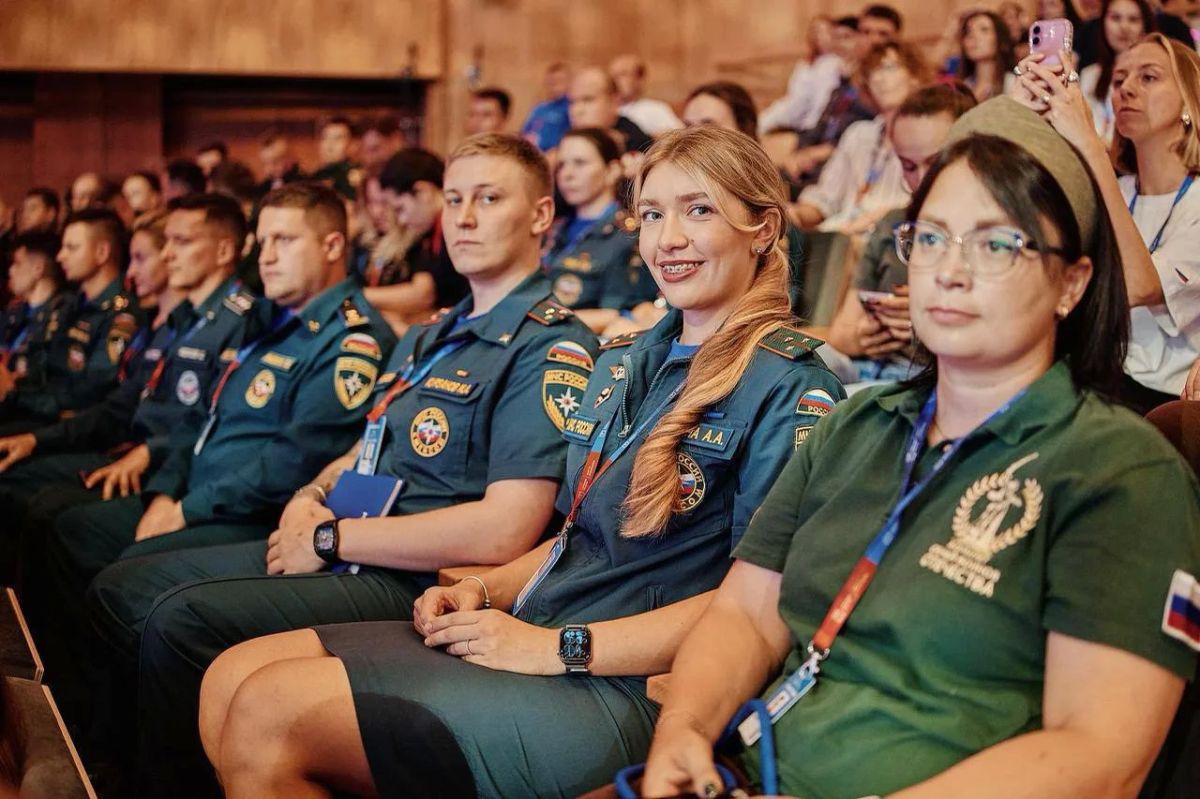 Родина в сердце. На форуме «Территория смыслов» в самом разгаре новая смена — «Родина» Родина в сердце. На форуме «Территория смыслов» в самом разгаре новая смена — «Родина»