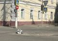 Вместо ограждений – унитаз: калужане креативно отмечают опасные ямы