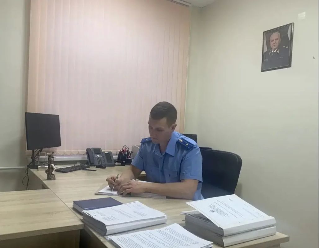 Кировская межрайонная прокуратура направила в суд уголовное дело в отношении 18-летнего молодого человека, обвиняемого в мошенничестве путем размещения недостоверного объявления о продаже дров