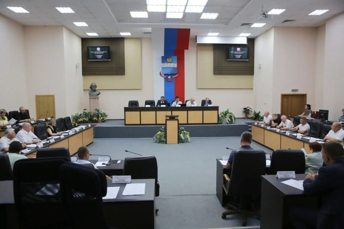 7 августа состоялось заседание фракции партии «Единая Россия» в Думе городского округа города Калуги