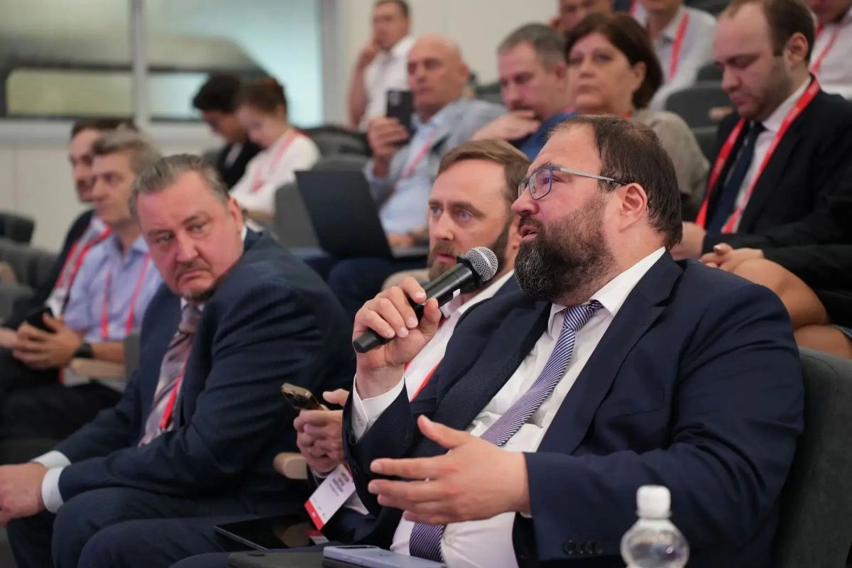 Данные решают всё. Работу форума продолжилась сразу на двух сессиях Данные решают всё. Работу форума продолжилась сразу на двух сессиях