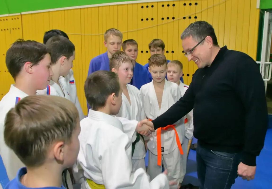 Дмитрий Денисов: Спорт начинается не с медалей, а с первого шага, первой тренировки и желания стать лучше Дмитрий Денисов: Спорт начинается не с медалей, а с первого шага, первой тренировки и желания стать лучше