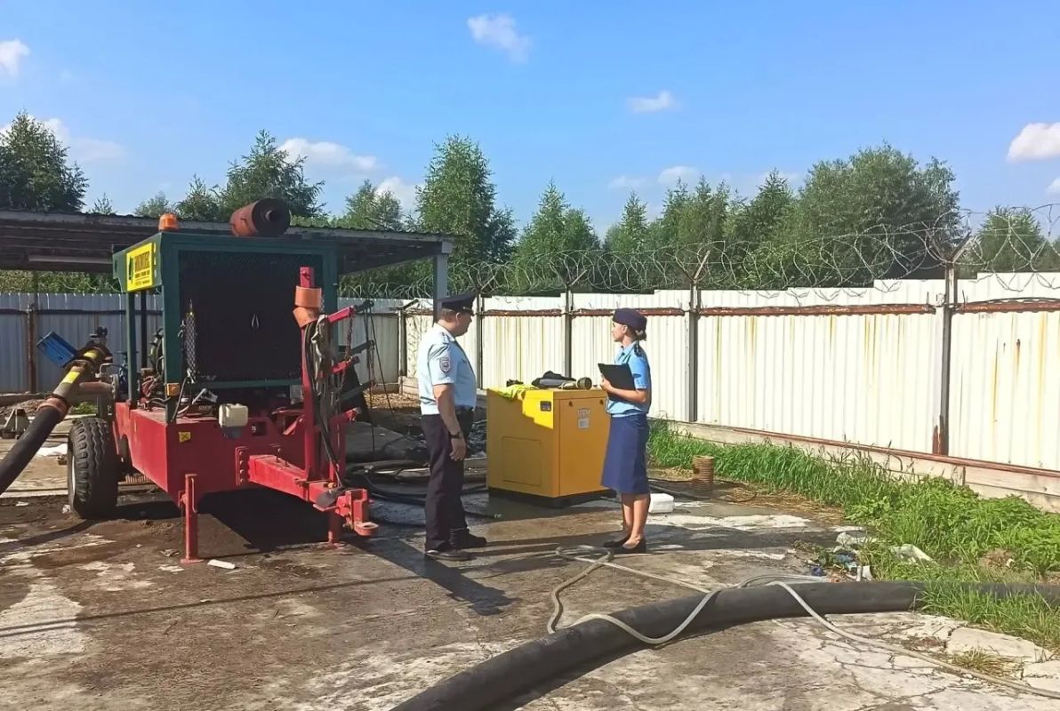 Прокурор Бабынинского района Юлия Кирюхина координировала работу правоохранительных органов на месте гибели работника Прокурор Бабынинского района Юлия Кирюхина координировала работу правоохранительных органов на месте гибели работника