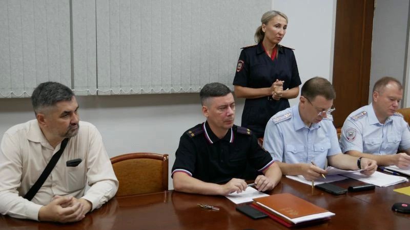 Член Общественного совета при УМВД принял участие в работе аттестационной комиссии Член Общественного совета при УМВД принял участие в работе аттестационной комиссии