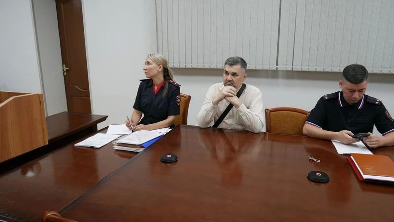 Член Общественного совета при УМВД принял участие в работе аттестационной комиссии Член Общественного совета при УМВД принял участие в работе аттестационной комиссии