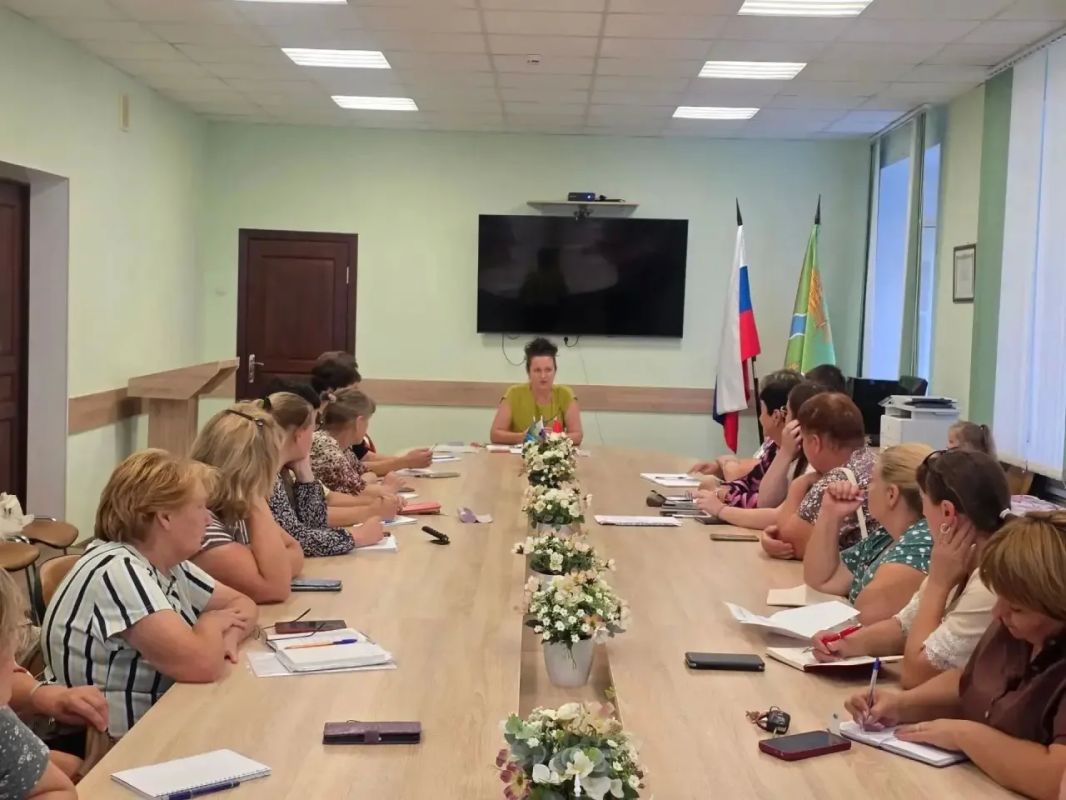 Выборы 2026: в Калужской области готовят команду «ИнформУИК» Выборы 2026: в Калужской области готовят команду «ИнформУИК»