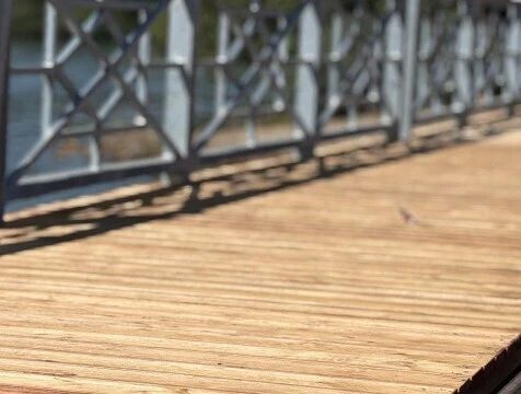 Понтонная переправа в районе гребной базы готовится к открытию