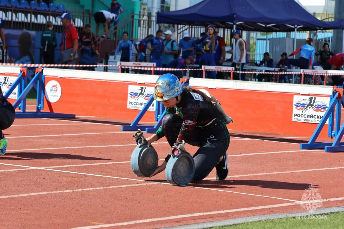 Сборная Калужской области вошла в десятку сильнейших на чемпионате МЧС России Сборная Калужской области вошла в десятку сильнейших на чемпионате МЧС России
