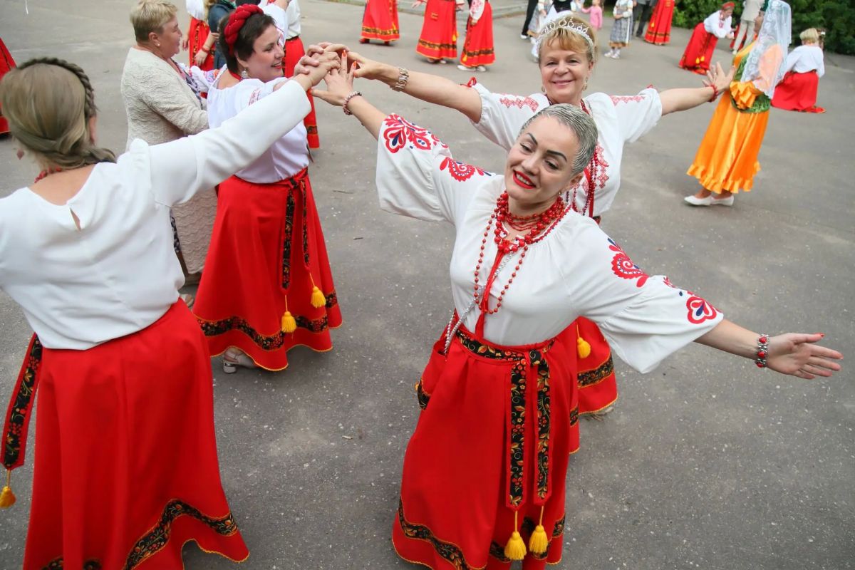 В Калуге отметили День хоровода В Калуге отметили День хоровода