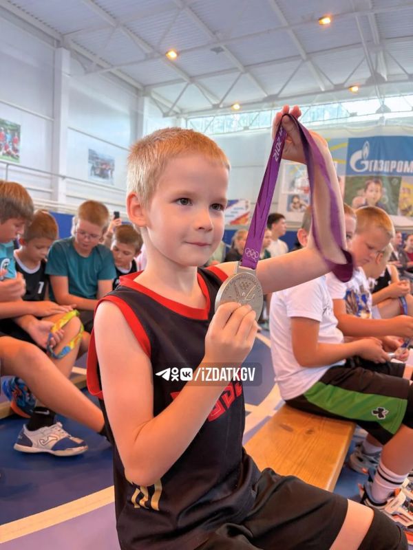 Юные спортсмены из Барятина встретились с олимпийской чемпионкой Софьей Великой Юные спортсмены из Барятина встретились с олимпийской чемпионкой Софьей Великой