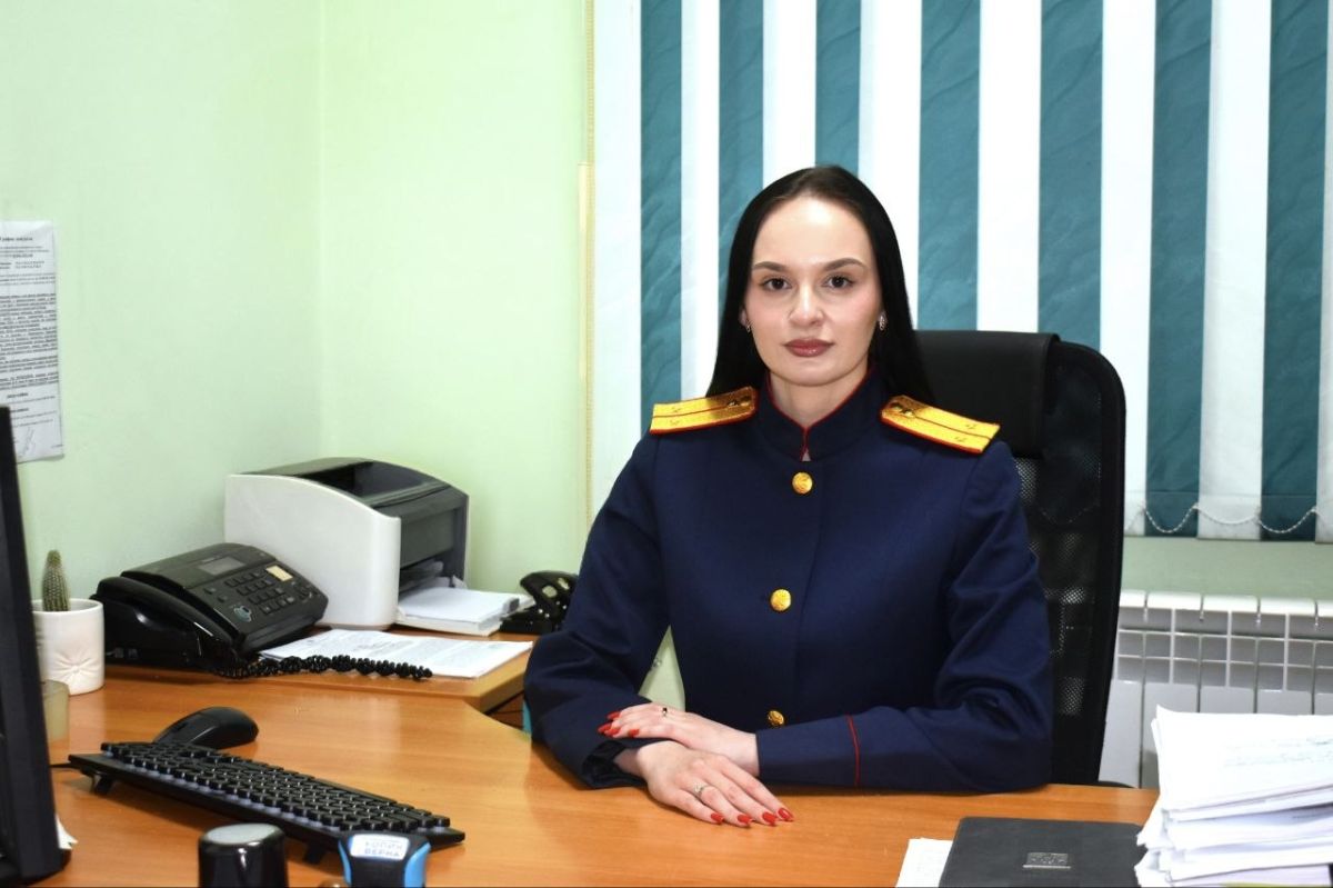 Следователь Кировского межрайонного следственного отдела Виктория Вербельчук рассказала изданию "Знамя труда" о профессии, коллективе и первых делах