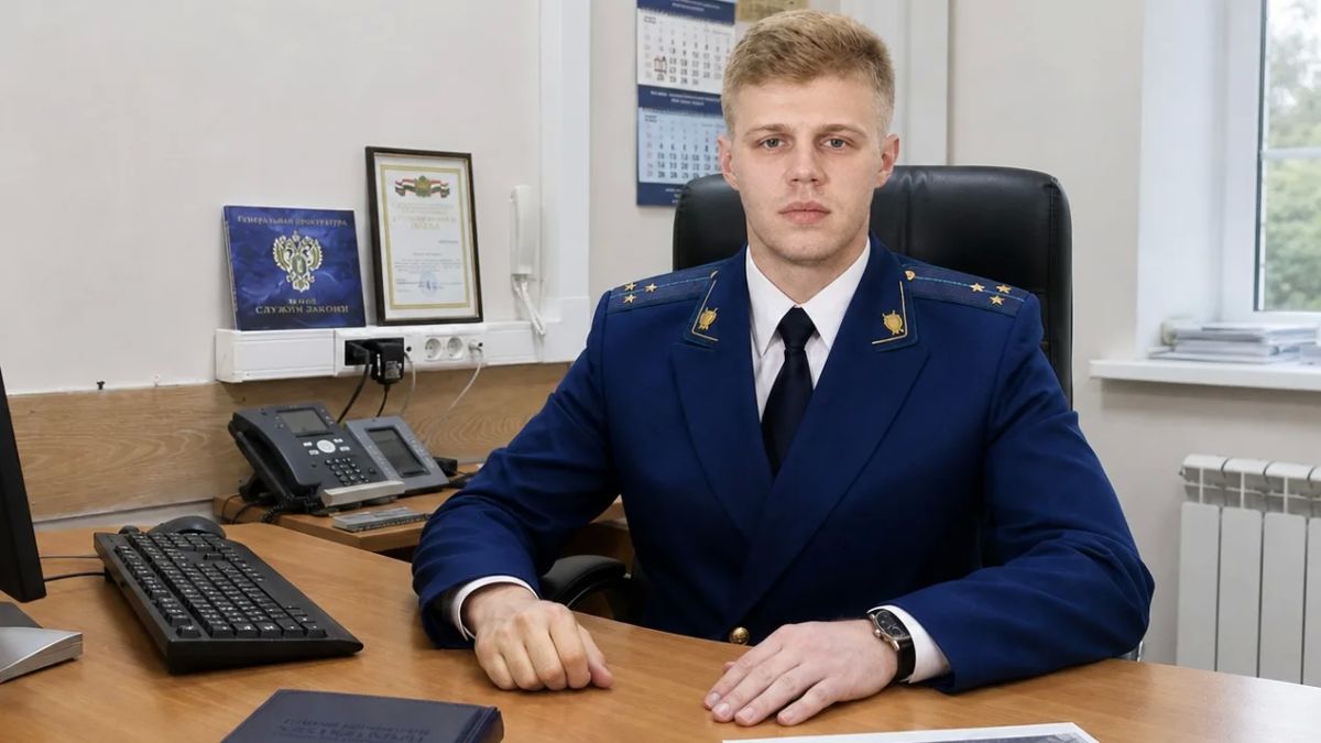 По постановлению прокуратуры Дзержинского района индивидуальный предприниматель привлечён к административной ответственности за нарушение законодательства о противодействии коррупции
