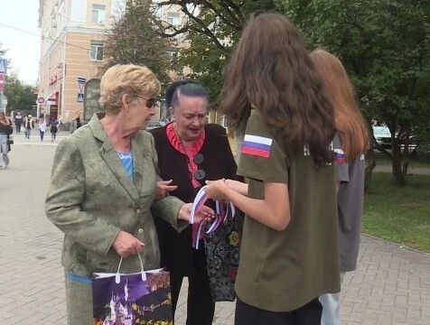 Калужанам напомнили о значении триколора