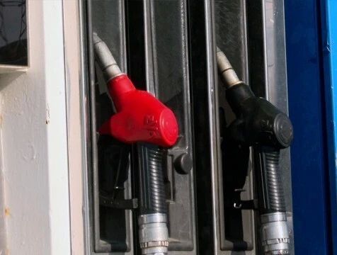 Почти на 4% подорожал бензин в Калужской области