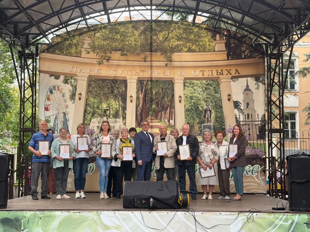 В Калуге победители городских конкурсов получили заслуженные награды В Калуге победители городских конкурсов получили заслуженные награды