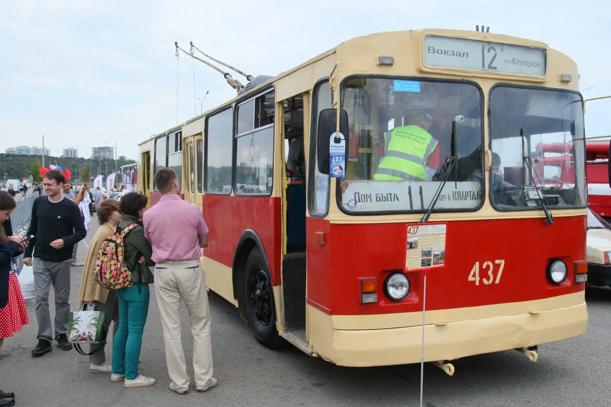 Калуга тряхнула автомотостариной Калуга тряхнула автомотостариной