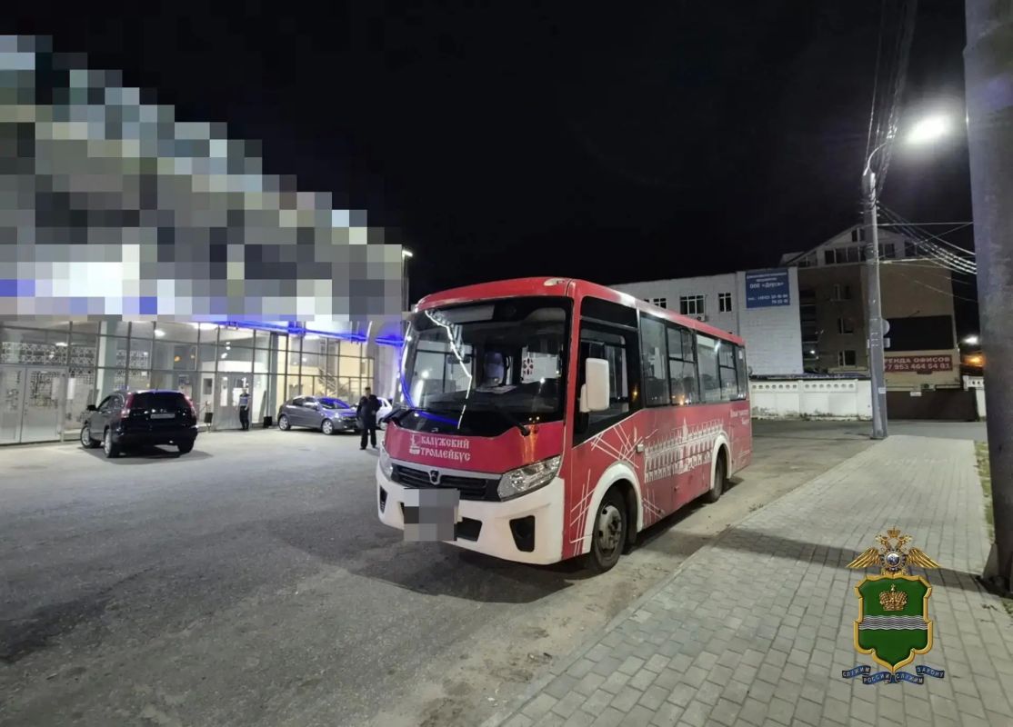 В Калуге угнали муниципальный автобус