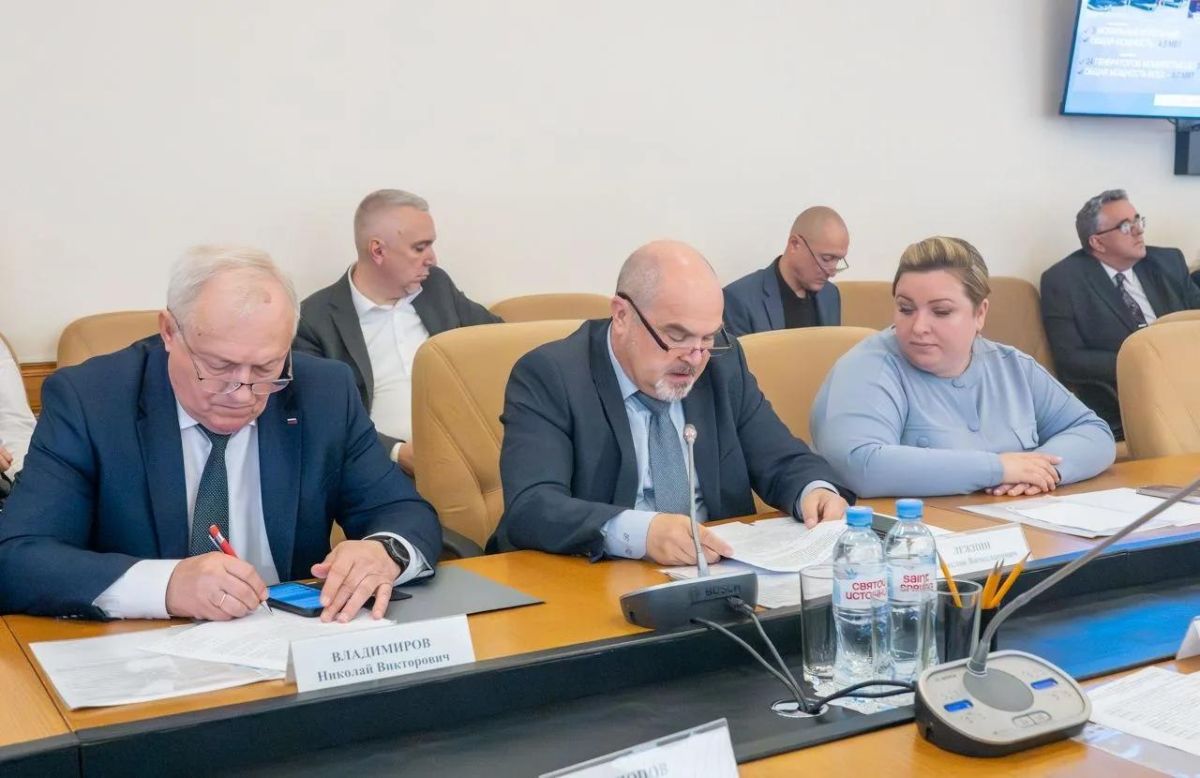 В Калуге обсудили подготовку к отопительному периоду и защиту объектов критической инфраструктуры
