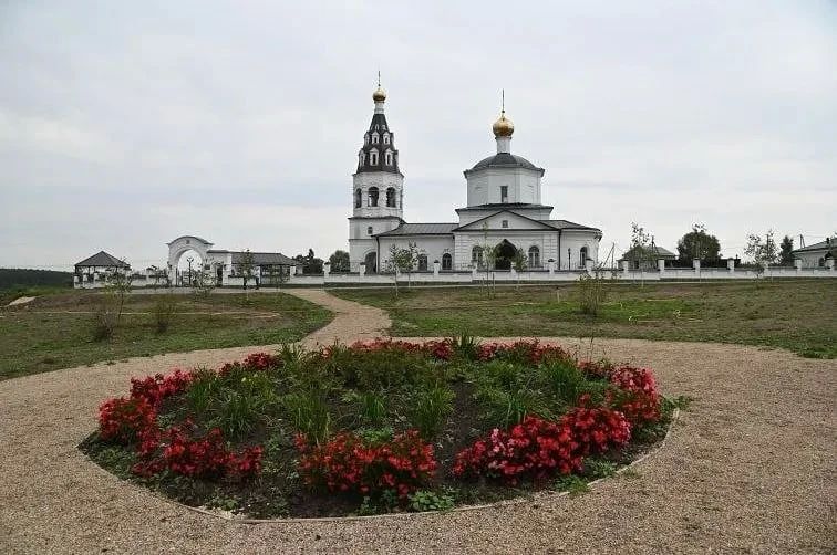 Владислав Шапша: Здесь инициатива одного человека меняет жизнь миллионов к лучшему Владислав Шапша: Здесь инициатива одного человека меняет жизнь миллионов к лучшему