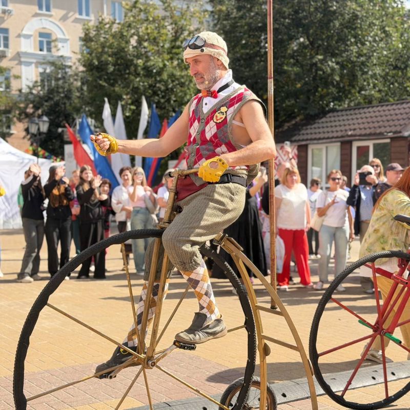 Дмитрий Денисов: День города в самом разгаре! Дмитрий Денисов: День города в самом разгаре!