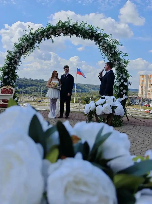 Блогеры со всей страны познакомились с Калугой в День города Блогеры со всей страны познакомились с Калугой в День города