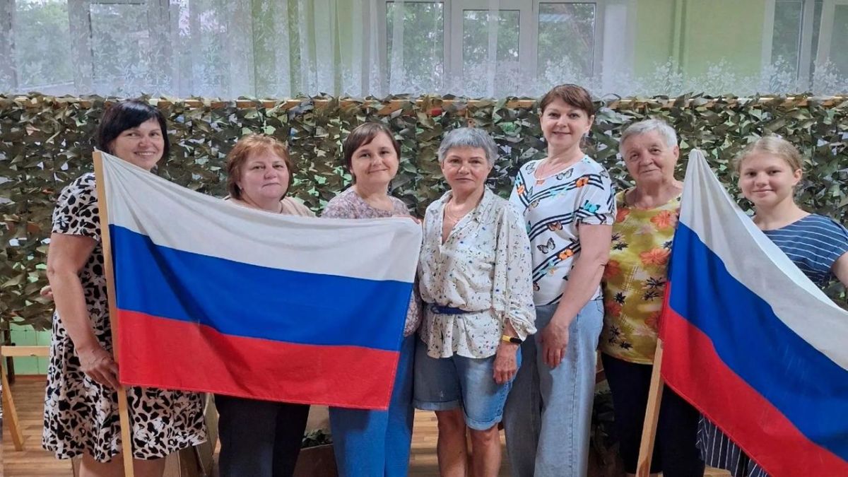 В Калужской и Брянской областях собрали посылки для бойцов В Калужской и Брянской областях собрали посылки для бойцов