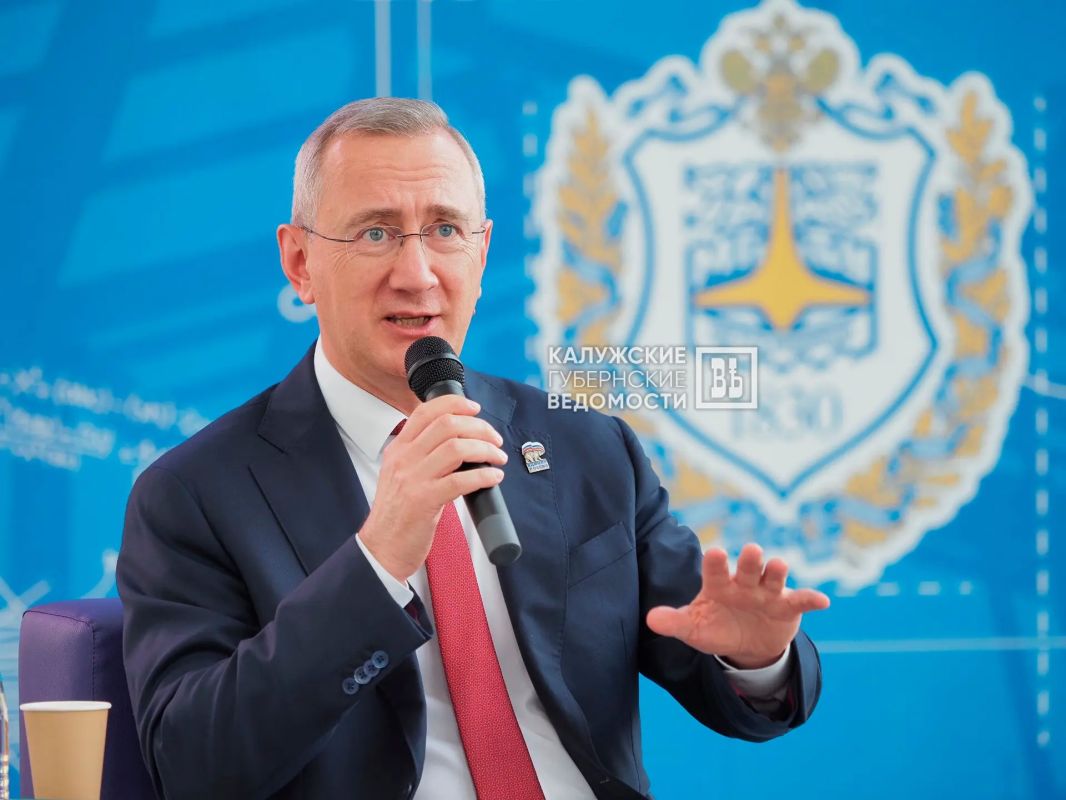 Владислав Шапша поздравил с Днем знаний первокурсников-бауманцев Владислав Шапша поздравил с Днем знаний первокурсников-бауманцев