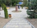 Пешеходную зону рядом со школой благоустроили в Жукове