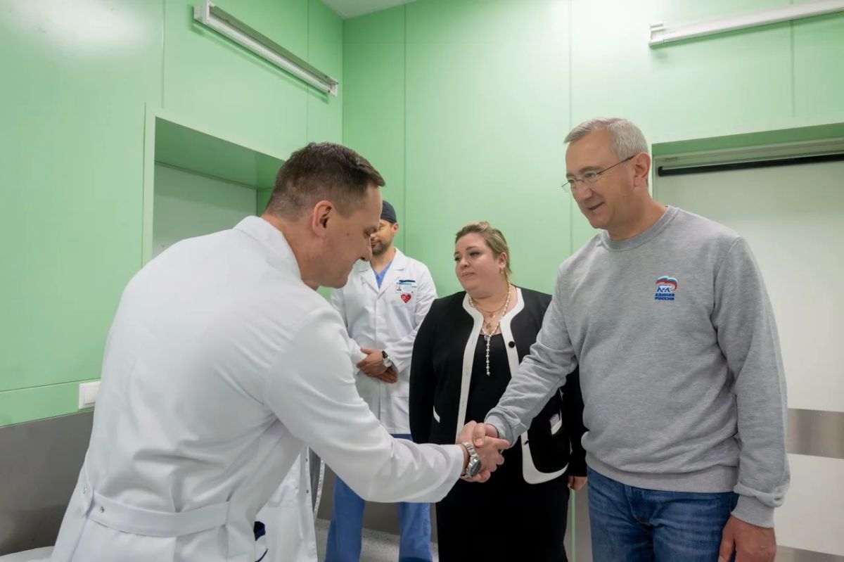 Владислав Шапша: Вопрос строительства нового корпуса областного онкодиспансера сегодня задали на встрече с молодыми врачами медучреждения Владислав Шапша: Вопрос строительства нового корпуса областного онкодиспансера сегодня задали на встрече с молодыми врачами медучреждения