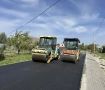 В Красном Городке обустраивают тротуар и дорогу