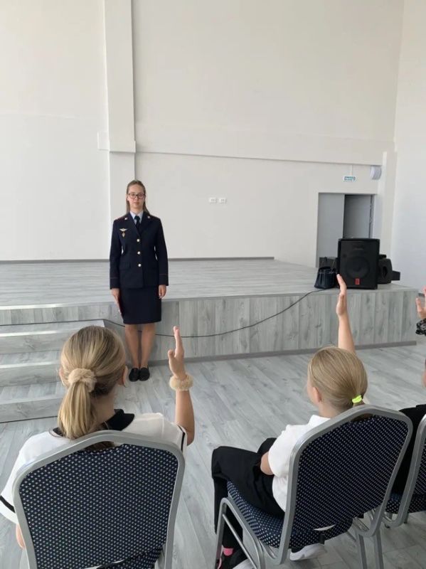 В Калуге для четвероклассников школы № 1 проведен урок дорожной безопасности