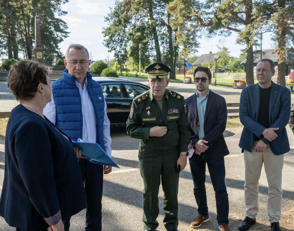Владислав Шапша: Из Бетлицы – в Юхнов.. Город воинской доблести. Героические страницы истории Юхнова связаны прежде всего с событиями Великой Отечественной войны - Битвой за Москву Владислав Шапша: Из Бетлицы – в Юхнов.. Город воинской доблести. Героические страницы истории Юхнова связаны прежде всего с событиями Великой Отечественной войны - Битвой за Москву