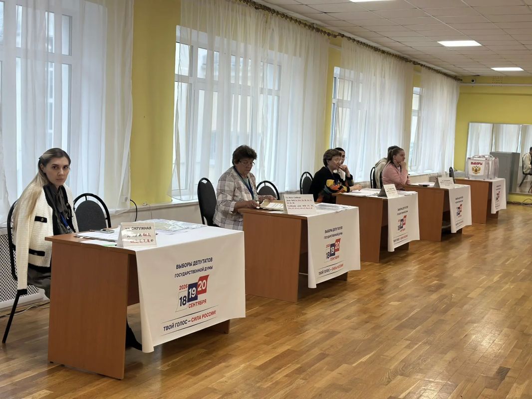 Избирательные участки вновь открыли свои двери Избирательные участки вновь открыли свои двери