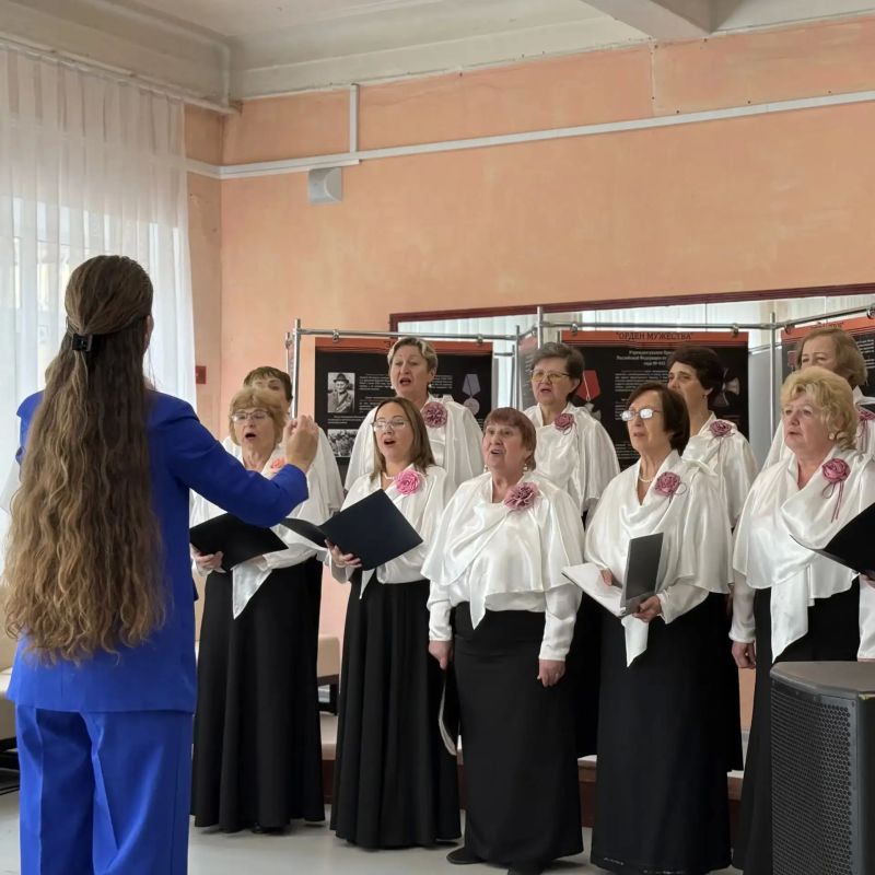 В Калуге на избирательных участках проходят концертные программы В Калуге на избирательных участках проходят концертные программы